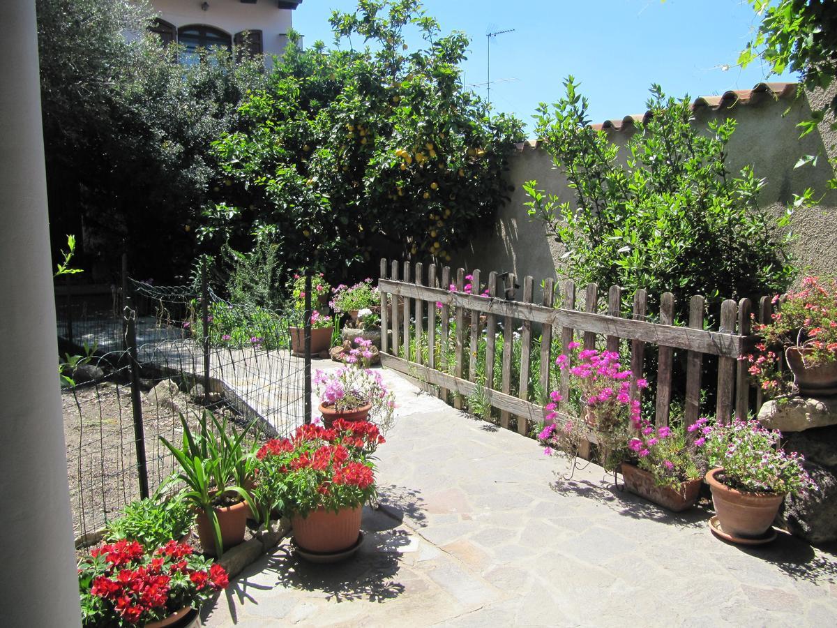 Bed and Breakfast Il Portico Uras Exteriér fotografie